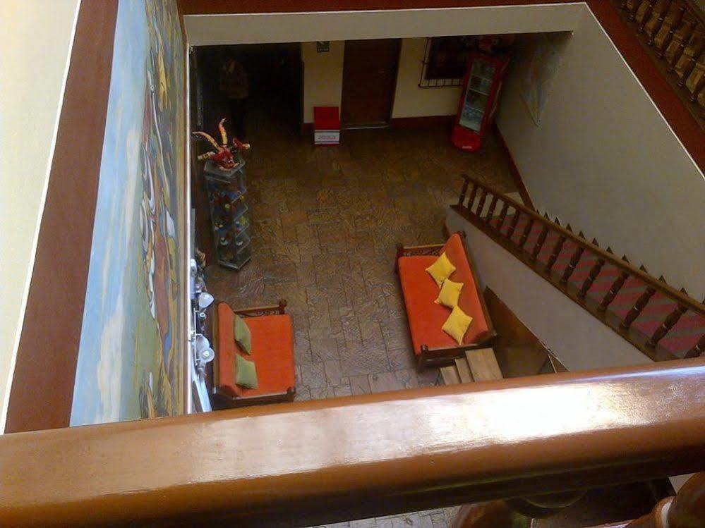 Hostel Sillustani Inn Puno Exterior photo